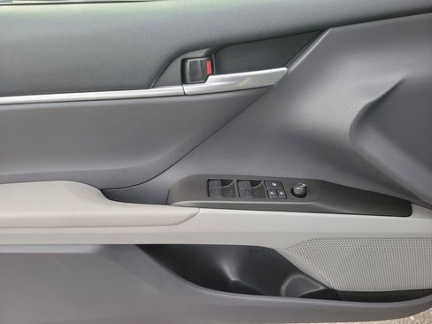 Used 2024 Toyota Camry LE image 15