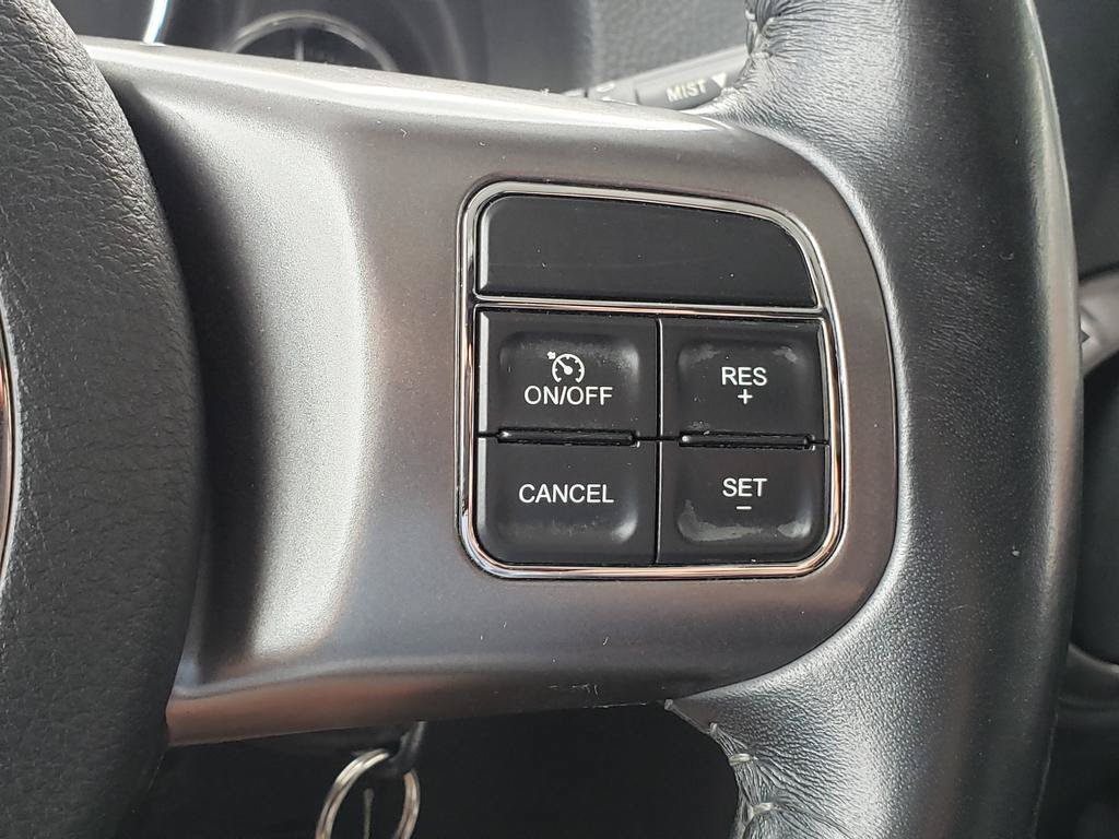 Used 2018 Jeep Wrangler Unlimited Sahara AWD/4WD image 19