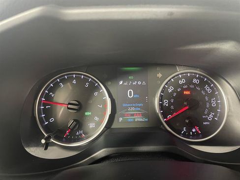 Certified 2019 Toyota RAV4 XLE w/ Convenience Package AWD/4WD image 15