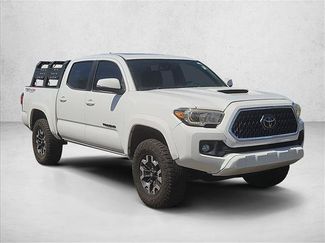 Used 2018 Toyota Tacoma TRD Sport AWD/4WD video 3