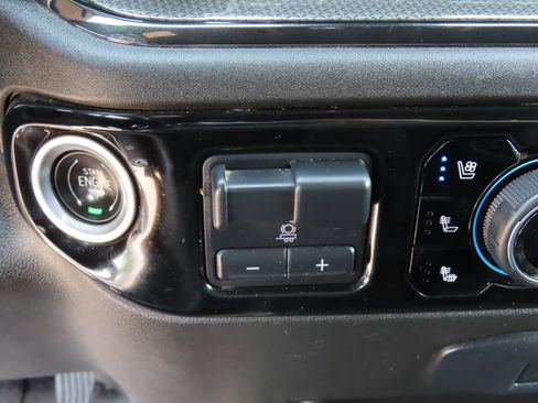 Certified 2024 Chevrolet Silverado 2500 ZR2 w/ Technology Package AWD/4WD image 7