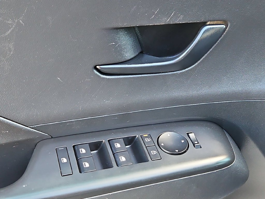Used 2026 Hyundai Kona SEL Sport FWD image 10