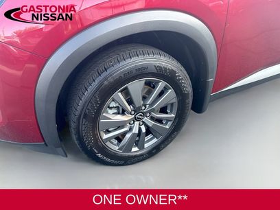 Used 2024 Nissan Pathfinder SV