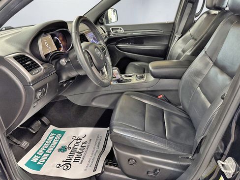 Used 2019 Jeep Grand Cherokee Limited AWD/4WD image 14