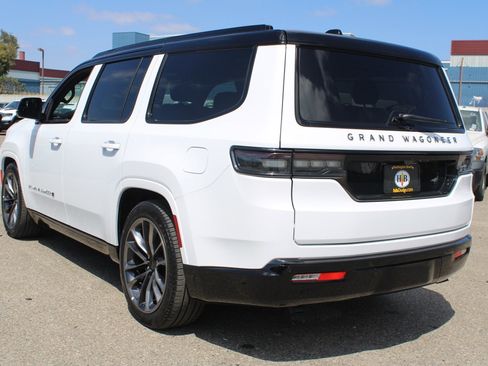 New 2025 Jeep Grand Wagoneer Series III w/ Rear Seat Video Group 1 image 3