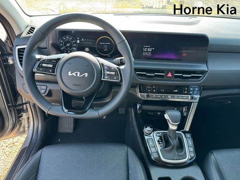 New 2026 Kia Seltos SX image 12