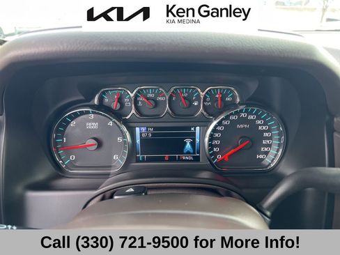 Used 2017 Chevrolet Suburban Premier image 32