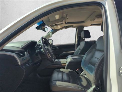 Used 2019 GMC Yukon XL Denali w/ Denali Ultimate Package image 14