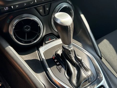 Used 2018 Chevrolet Camaro LT image 18