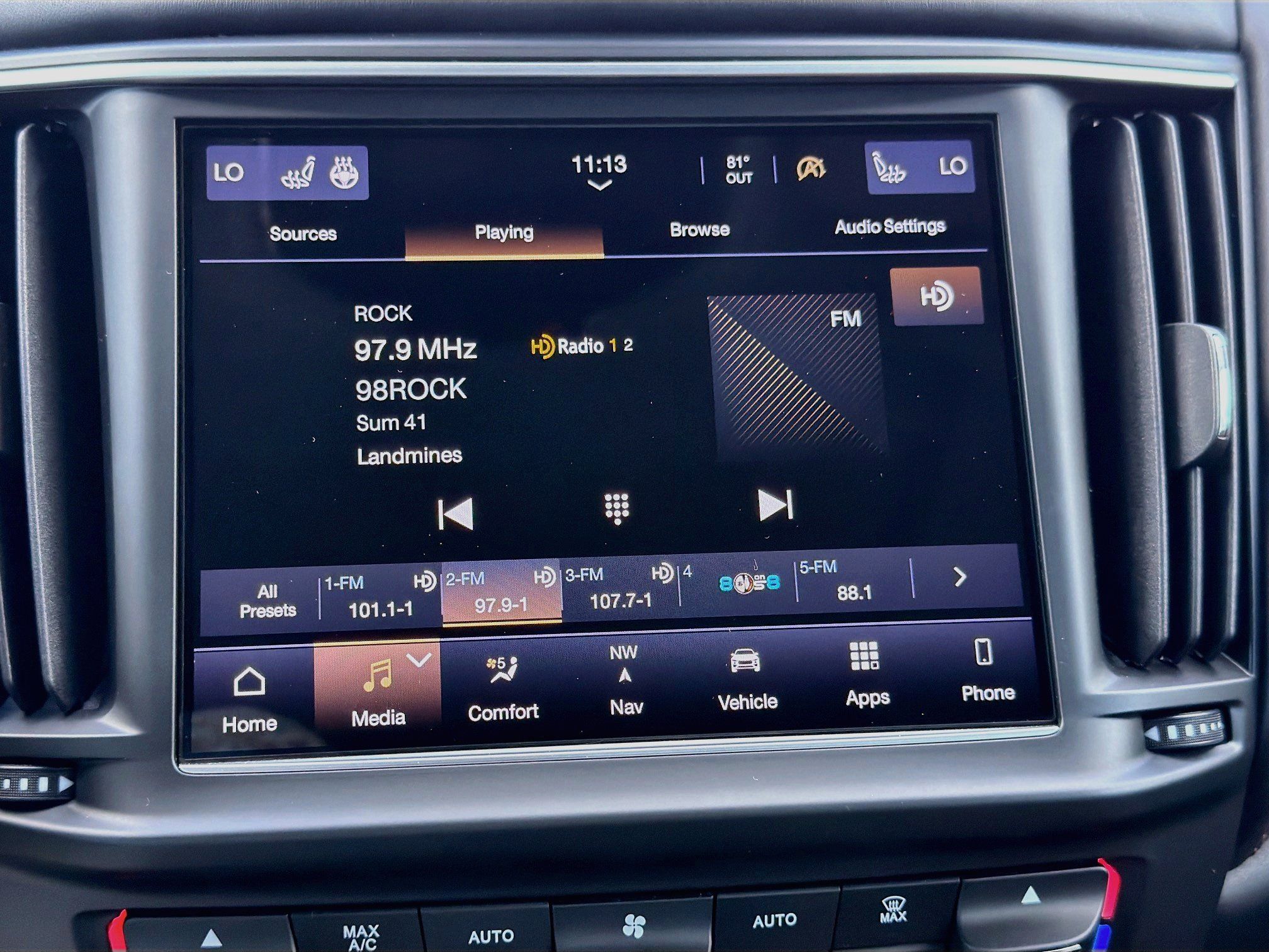 Certified 2022 Maserati Levante Modena AWD/4WD image 32