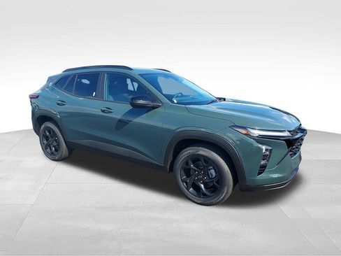 New 2026 Chevrolet Trax LT w/ Driver Confidence Package FWD image 7