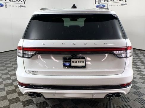 New 2025 Lincoln Aviator Reserve w/ Luxury Package image 6