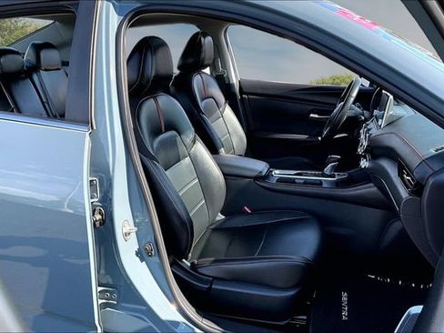 Certified 2025 Nissan Sentra SR w/ SR Premium Package FWD image 28