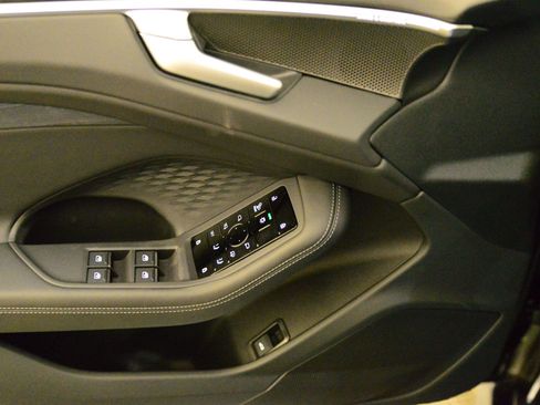 New 2026 Audi A6 Premium Plus image 9