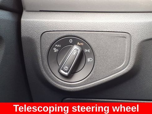 Used 2022 Volkswagen Atlas SE image 25