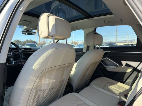 Used 2019 Audi Q3 2.0T Premium image 29