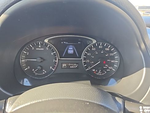 Used 2014 Nissan Altima 2.5 SV image 16