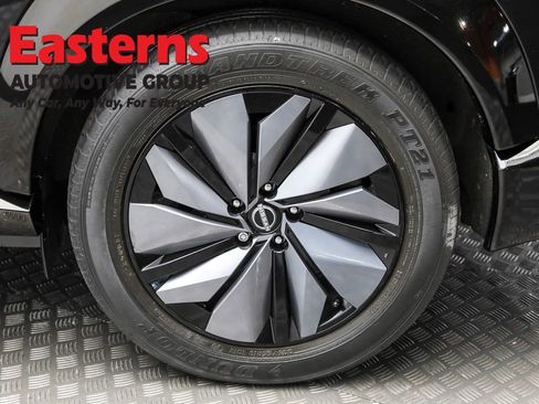 Used 2023 Nissan Ariya FWD image 8