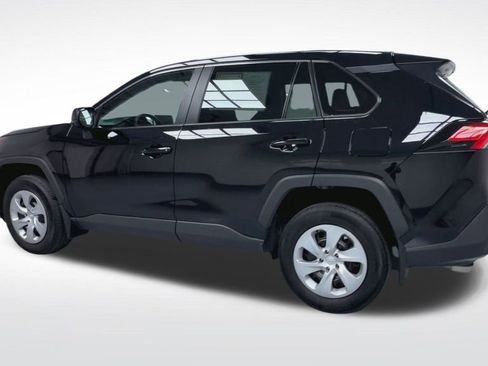 Certified 2023 Toyota RAV4 LE image 21