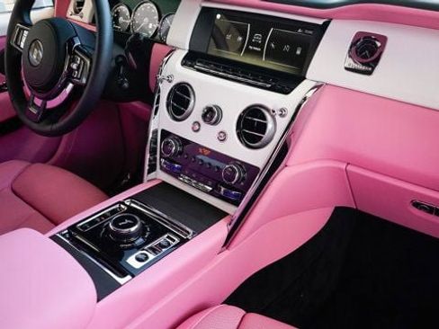 Used 2024 Rolls-Royce Cullinan image 85