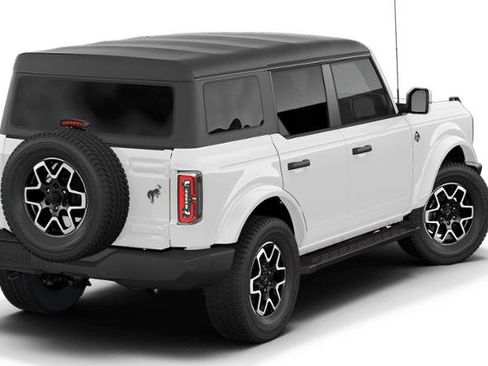 New 2026 Ford Bronco Outer Banks AWD/4WD image 32