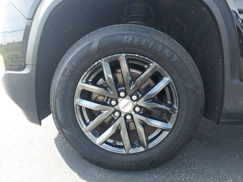 Used 2019 GMC Acadia SLT image 29