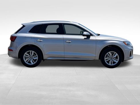 Used 2023 Audi Q5 2.0T Premium w/ Convenience Package AWD/4WD image 7