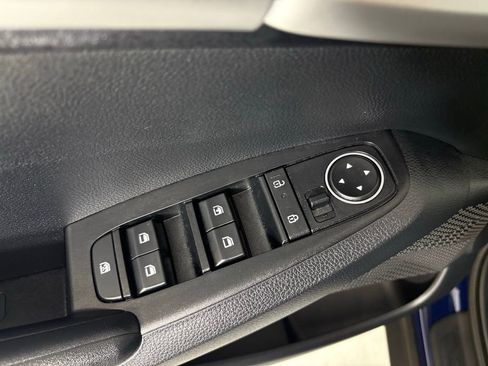 New 2026 Kia Seltos LX image 14