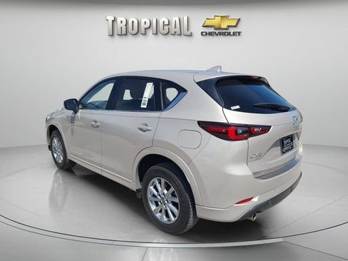 Used 2024 MAZDA CX-5 AWD 2.5 S w/ Select Package image 3