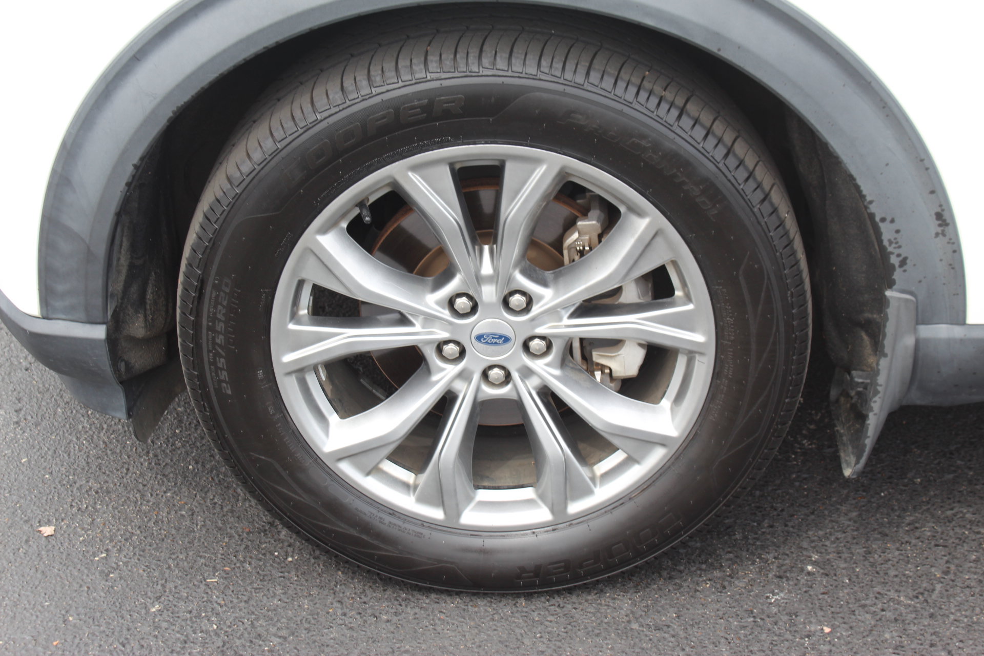 Used 2020 Ford Explorer Limited RWD image 10