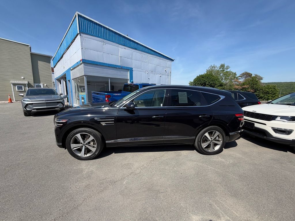 Used 2023 Genesis GV80 3.5T Advanced + AWD/4WD image 2