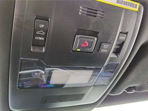 Used 2024 Lexus UX 250h FWD image 54