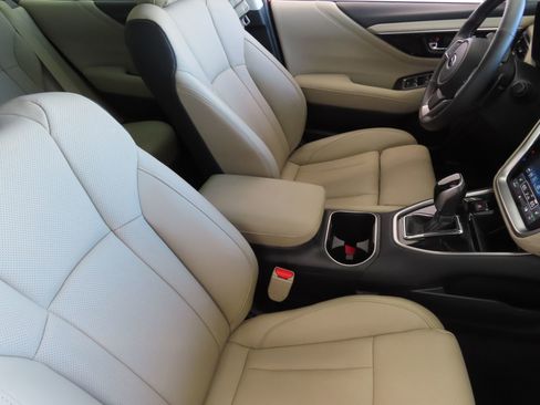 Certified 2025 Subaru Legacy Limited AWD/4WD image 29