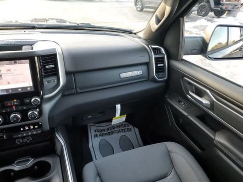 New 2026 RAM 1500 Big Horn AWD/4WD image 15
