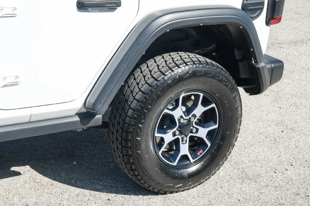 Used 2021 Jeep Wrangler Unlimited Rubicon w/ Safety Group AWD/4WD image 12