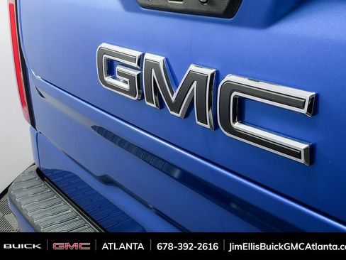Used 2022 GMC Sierra 1500 AT4X image 36