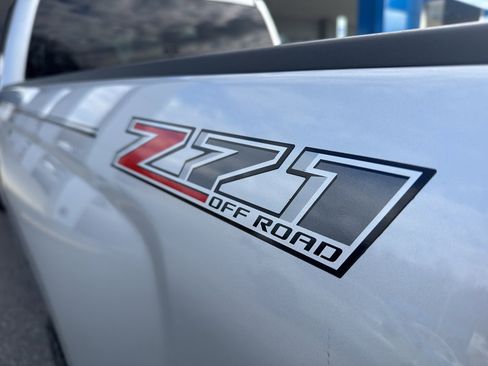 Used 2017 Chevrolet Silverado 1500 LT w/ All Star Edition image 8