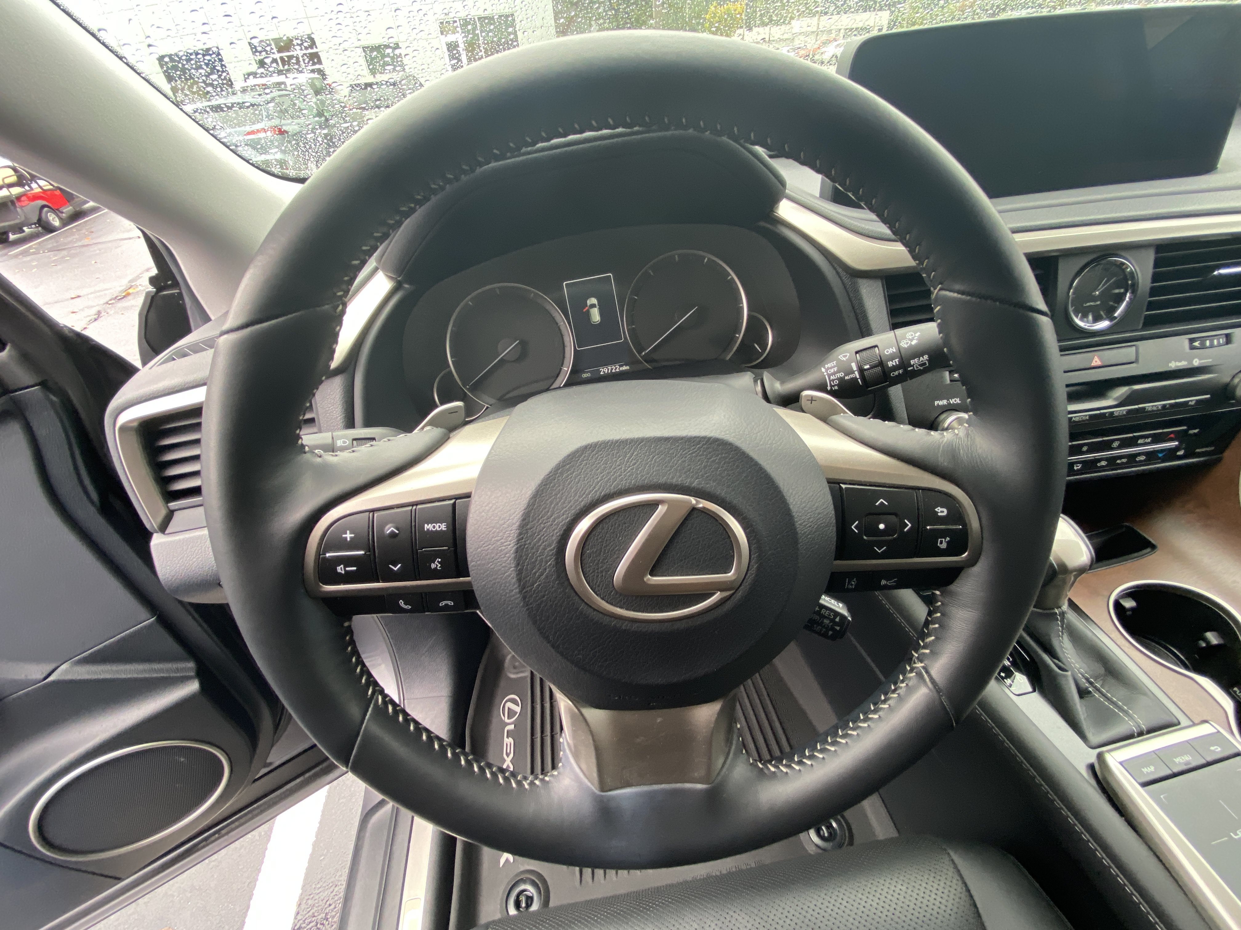 Used 2022 Lexus RX 350L Premium w/ Premium Package AWD/4WD image 14
