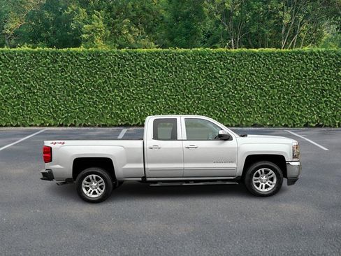 Used 2019 Chevrolet Silverado 1500 LT w/ All Star Edition image 2