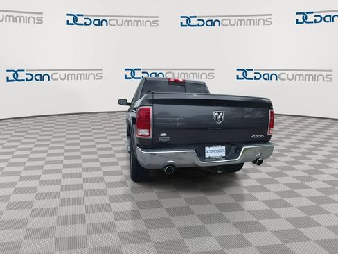 Used 2017 RAM 1500 Laramie w/ Convenience Group AWD/4WD image 7