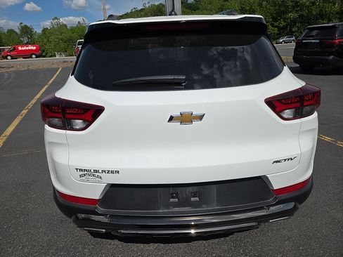 Used 2023 Chevrolet TrailBlazer ACTIV FWD image 4