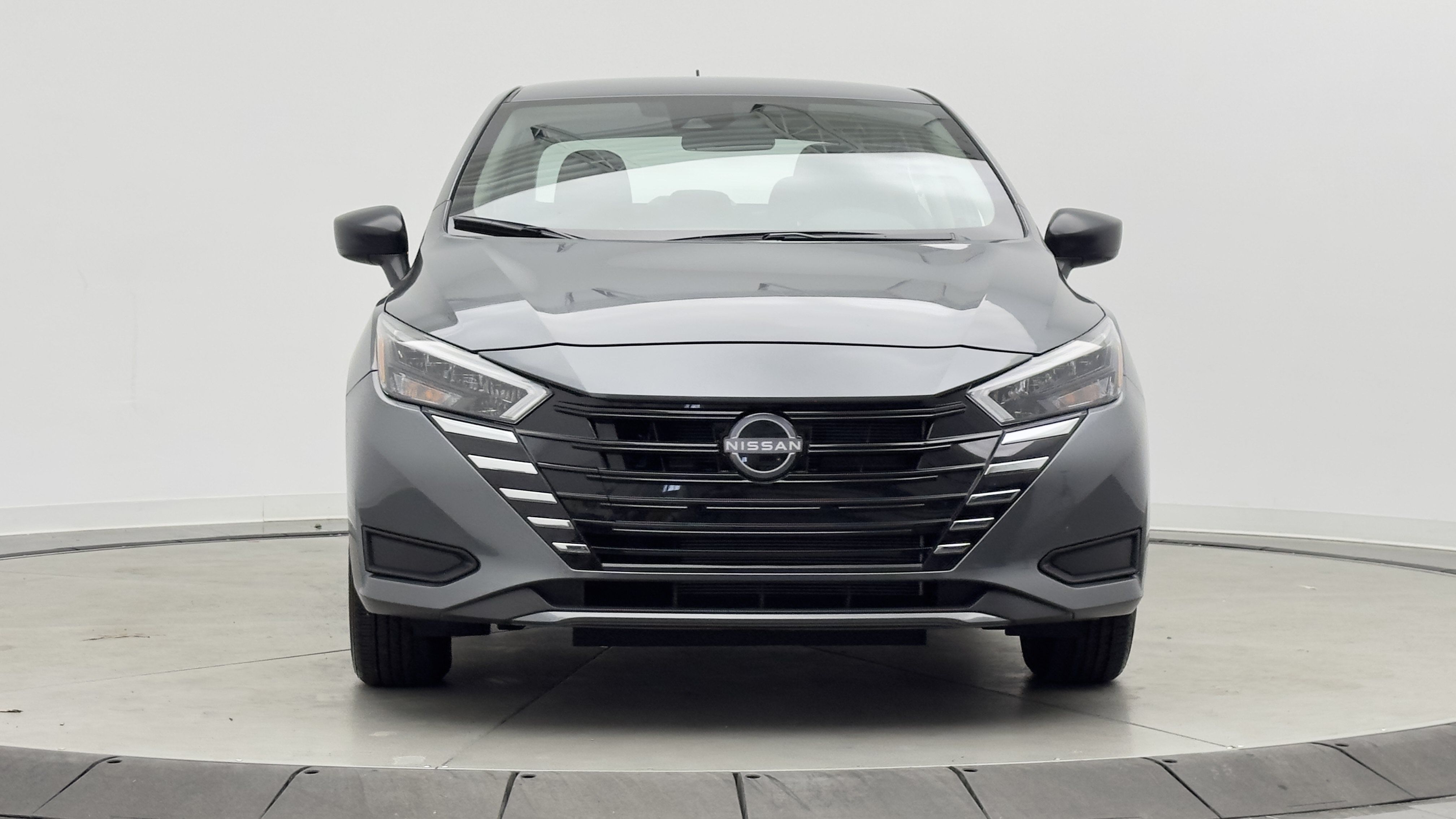 Used 2025 Nissan Versa S w/ Trunk Package FWD image 2