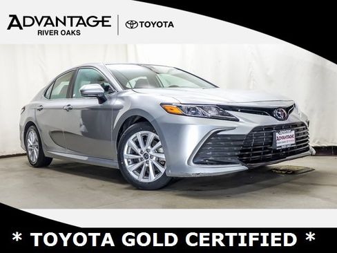 Certified 2024 Toyota Camry LE image 1