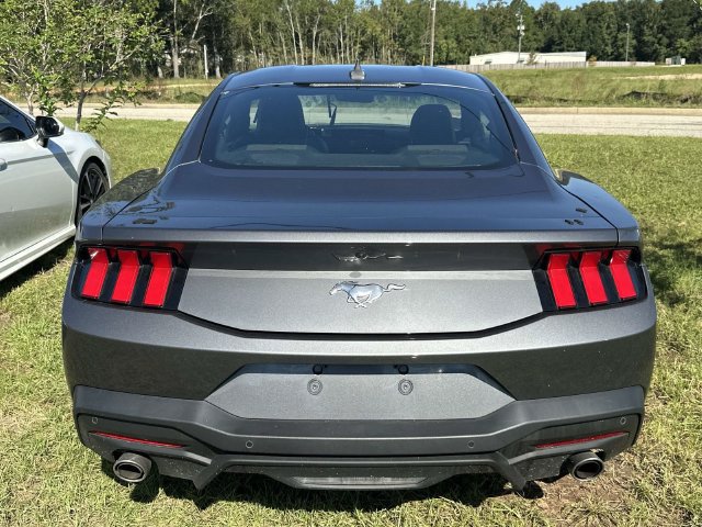 Used 2024 Ford Mustang Coupe RWD image 19