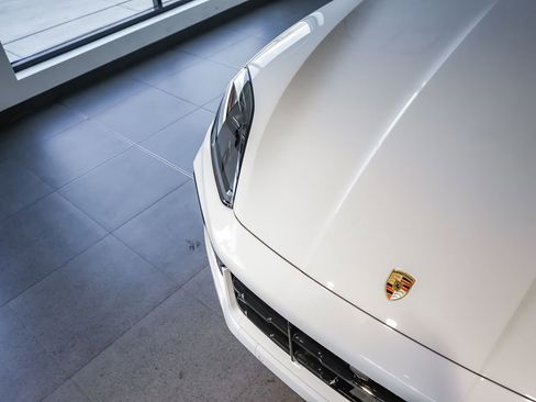 New 2026 Porsche Cayenne GTS image 35