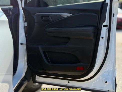 Used 2022 Honda Passport TrailSport image 13