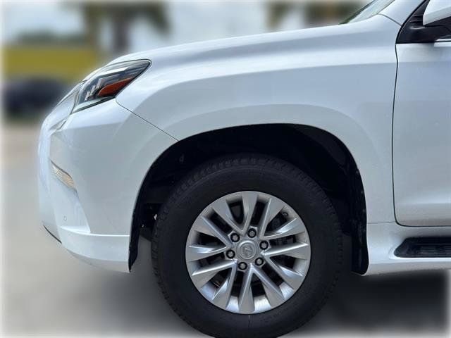 Used 2020 Lexus GX 460 Premium w/ Premium Package AWD/4WD image 4
