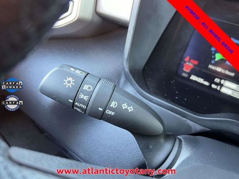 Used 2024 Toyota Sequoia SR5 w/ SR5 Premium Package image 31