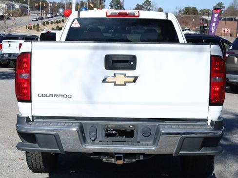 Used 2017 Chevrolet Colorado W/T w/ WT Convenience Package image 4