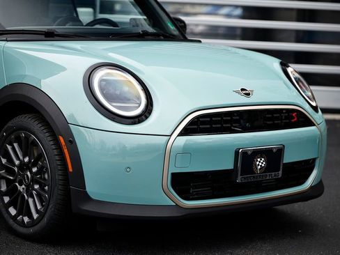 New 2026 MINI Cooper S image 2